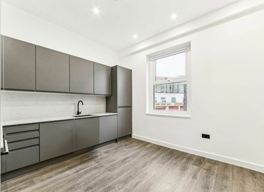 Properties for sale in Surbiton Road - KT1 2HG view3