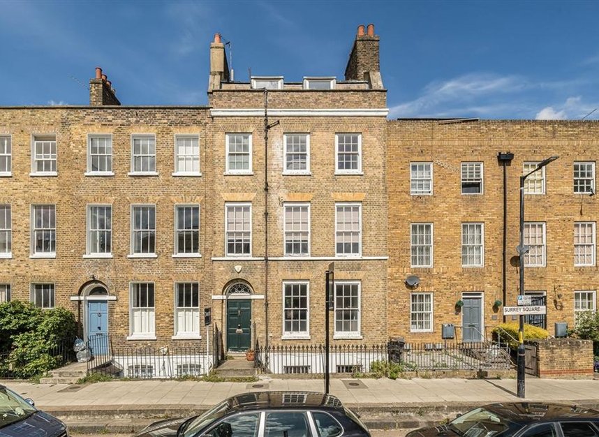 Properties for sale in Surrey Square - SE17 2JX view1