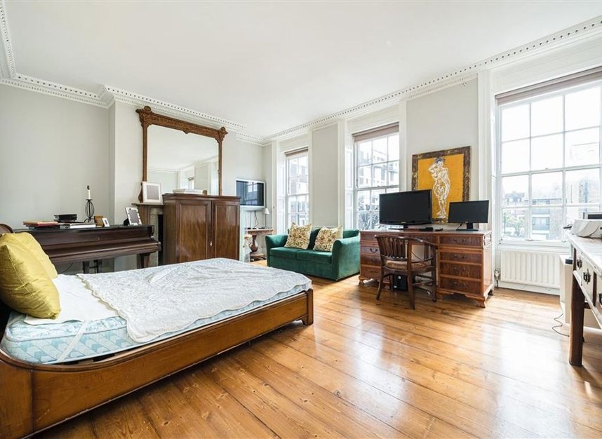 Properties for sale in Surrey Square - SE17 2JX view5