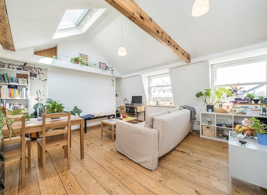 Properties for sale in Surrey Square - SE17 2JX view11