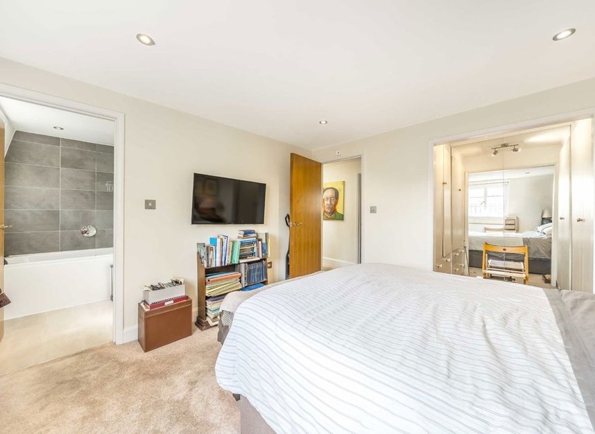 Properties for sale in Sussex Gardens - W2 2RL view5