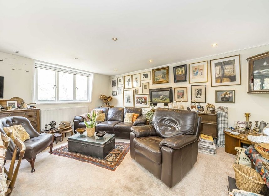 Properties for sale in Sussex Gardens - W2 2RL view2