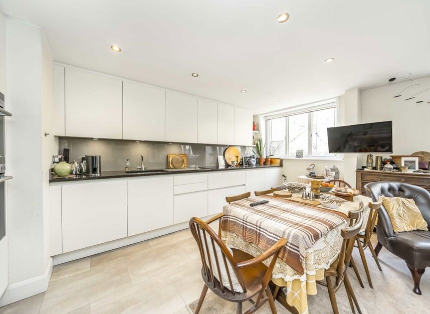 Properties for sale in Sussex Gardens - W2 2RL view3