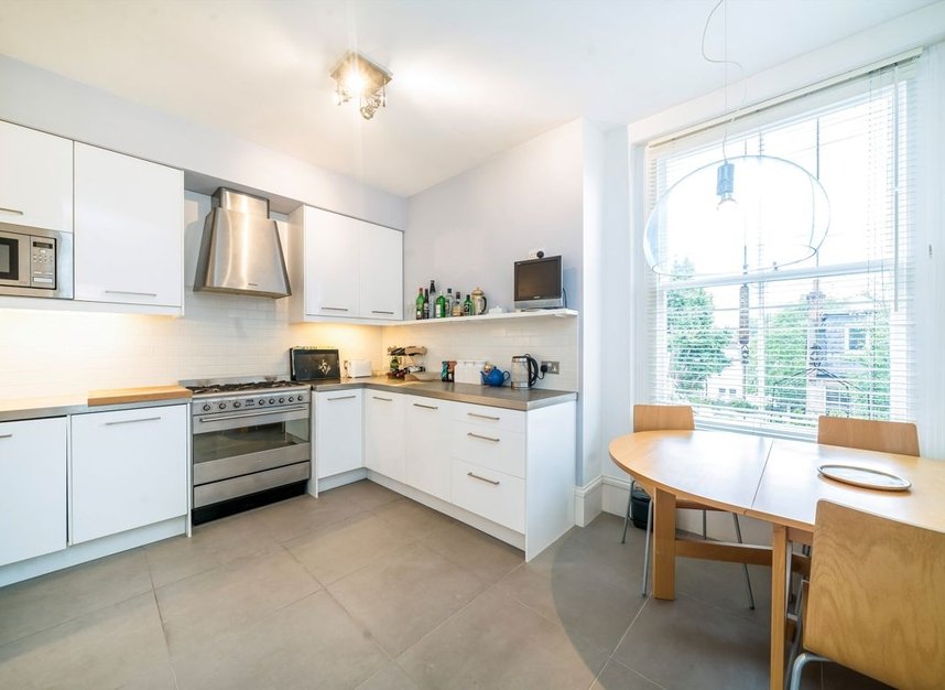 Properties for sale in Sutton Court - W4 3JE view3