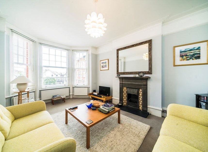 Properties for sale in Sutton Court - W4 3JE view2