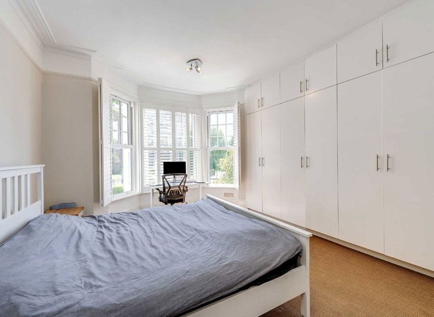Properties for sale in Sutton Court Road - W4 3EQ view8