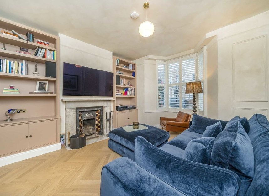 Properties for sale in Sydner Road - N16 7UG view6