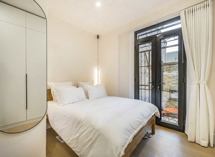 Properties for sale in Sydner Road - N16 7UG view7