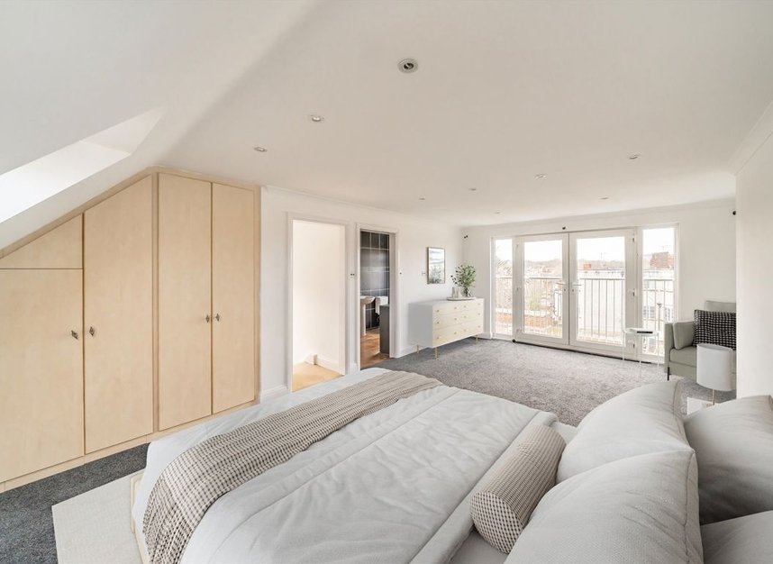 Properties for sale in Sydney Road - N10 2NL view5