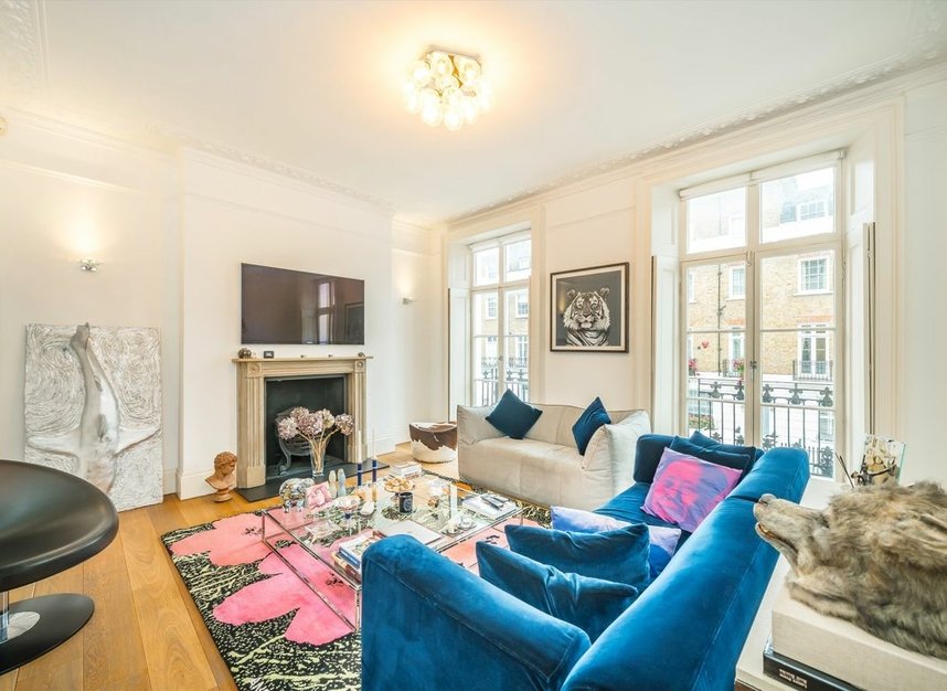 Properties for sale in Sydney Street - SW3 6PP view2