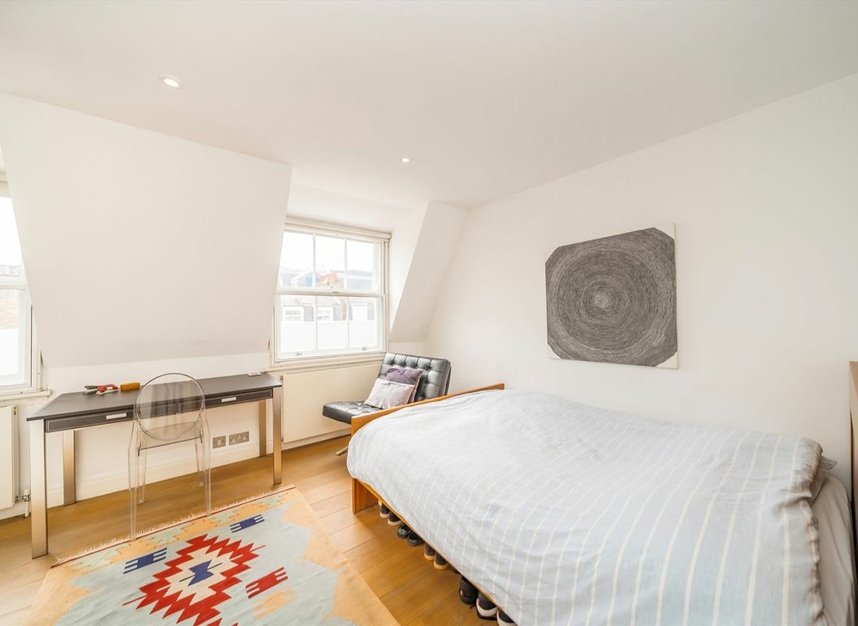Properties for sale in Sydney Street - SW3 6PP view7