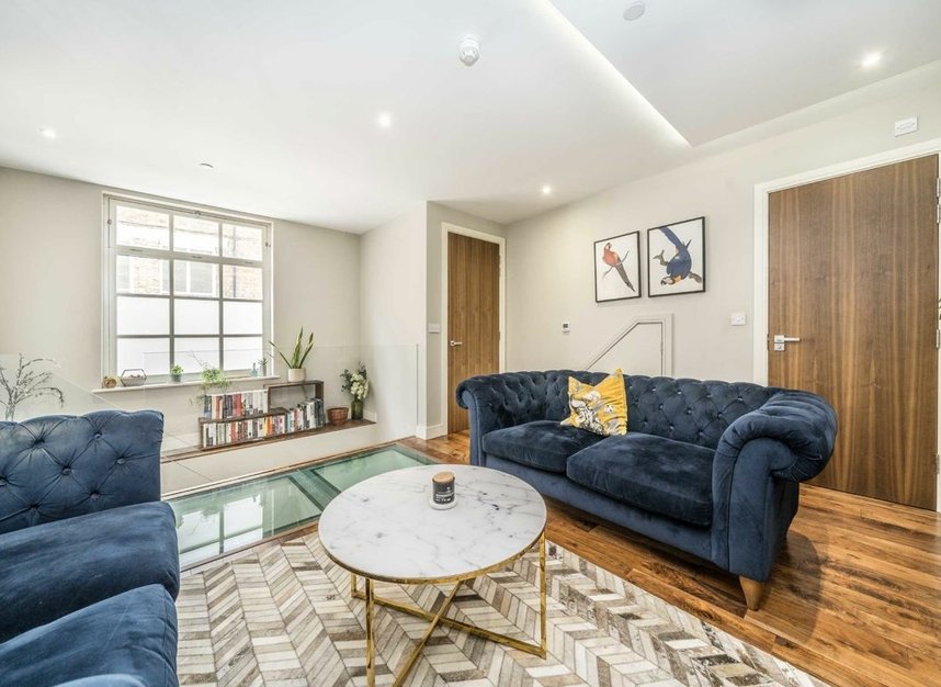 House terraced for sale in Sylvester Road, London, E8 (Ref 228812
