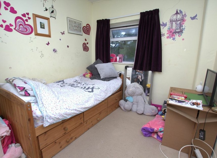 Properties for sale in Syon Lane - TW7 5BU view7