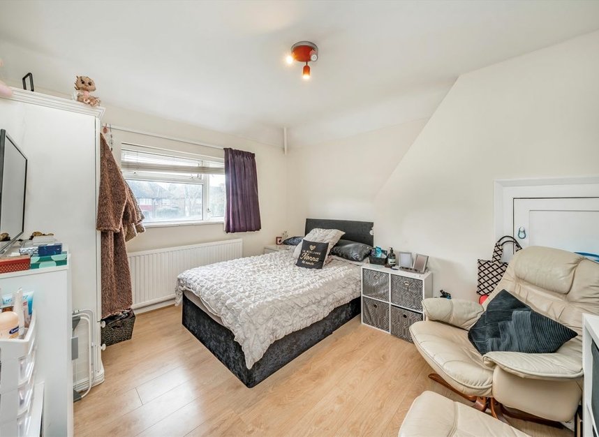 Properties for sale in Syon Lane - TW7 5BU view6