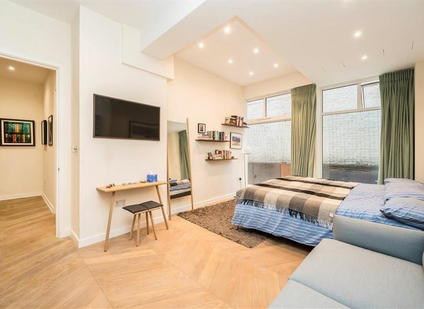 Properties for sale in Tabernacle Street - EC2A 4LE view10