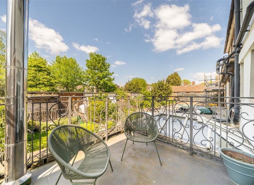 Properties for sale in Tableer Avenue - SW4 9RQ view11