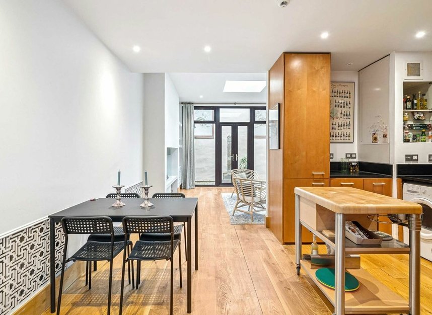Properties for sale in Tadema Road - SW10 0PZ view5