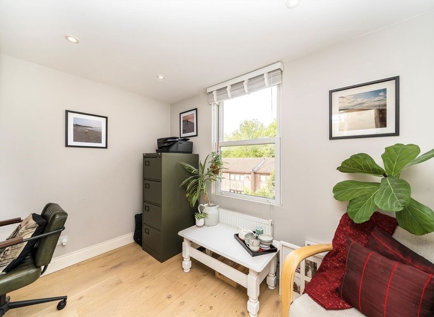 Properties for sale in Tasman Road - SW9 9LZ view9