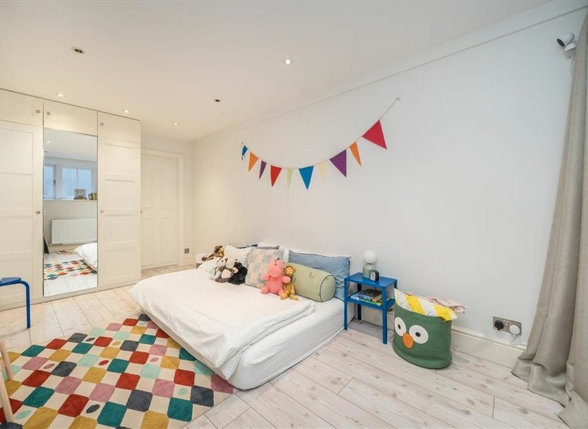 Properties sold in Temple Yard - E2 6QD view7