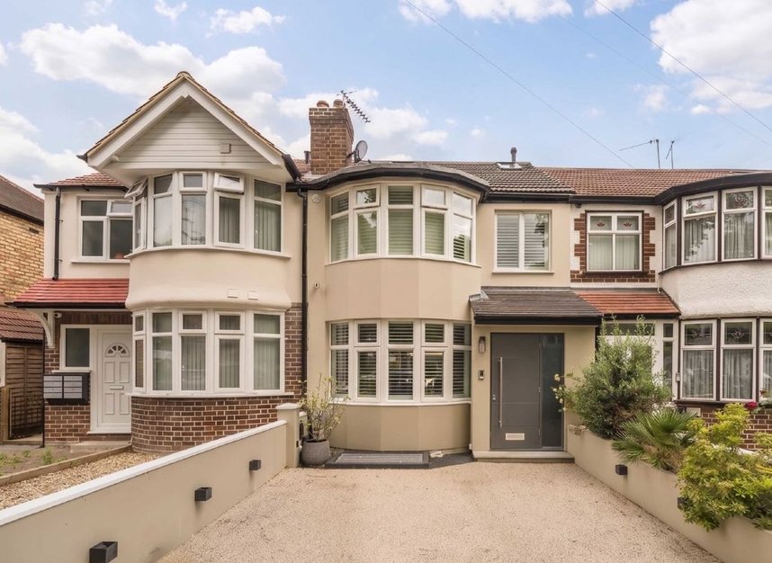 Properties for sale in Thames Avenue - UB6 8JN view1