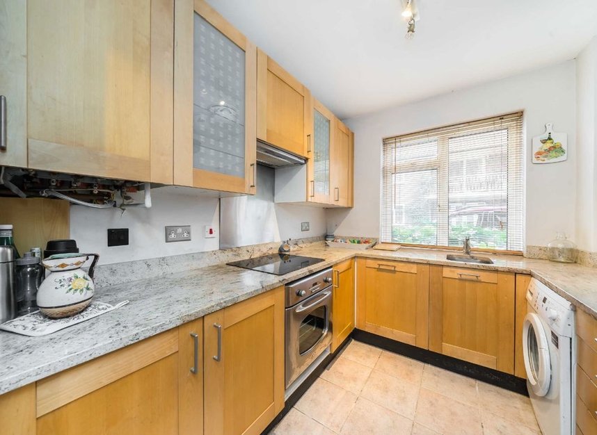 Properties for sale in Thames Village - W4 3UE view3