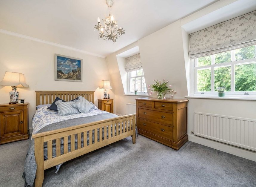 Properties for sale in The Butts - TW8 8BL view5