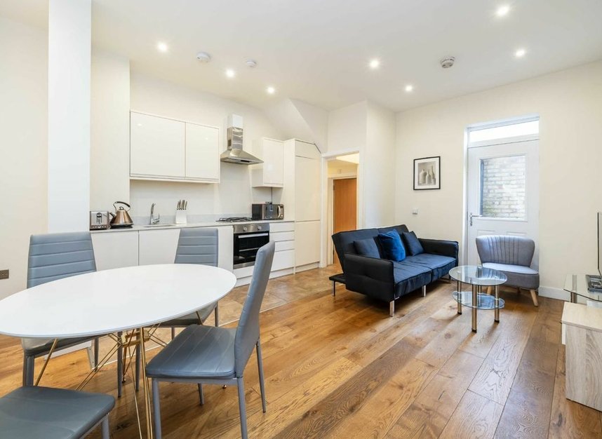Flat for sale in The Grove, London, W5 (Ref 215403) Dexters