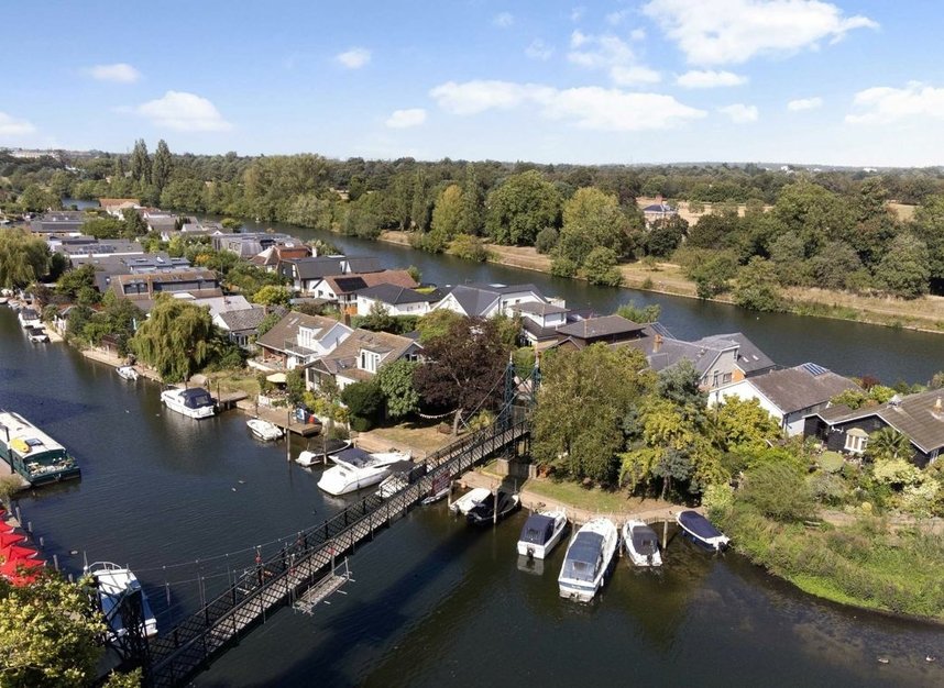 The Island, Thames Ditton, KT7
