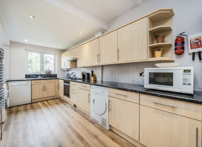 Properties for sale in The Ridgeway - W3 8LW view3