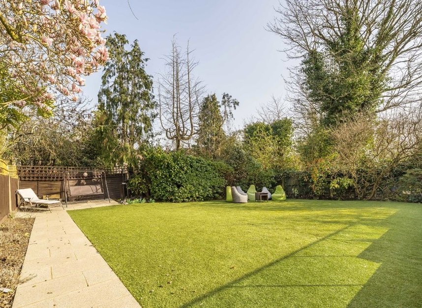 Properties for sale in The Ridings - W5 3BU view12