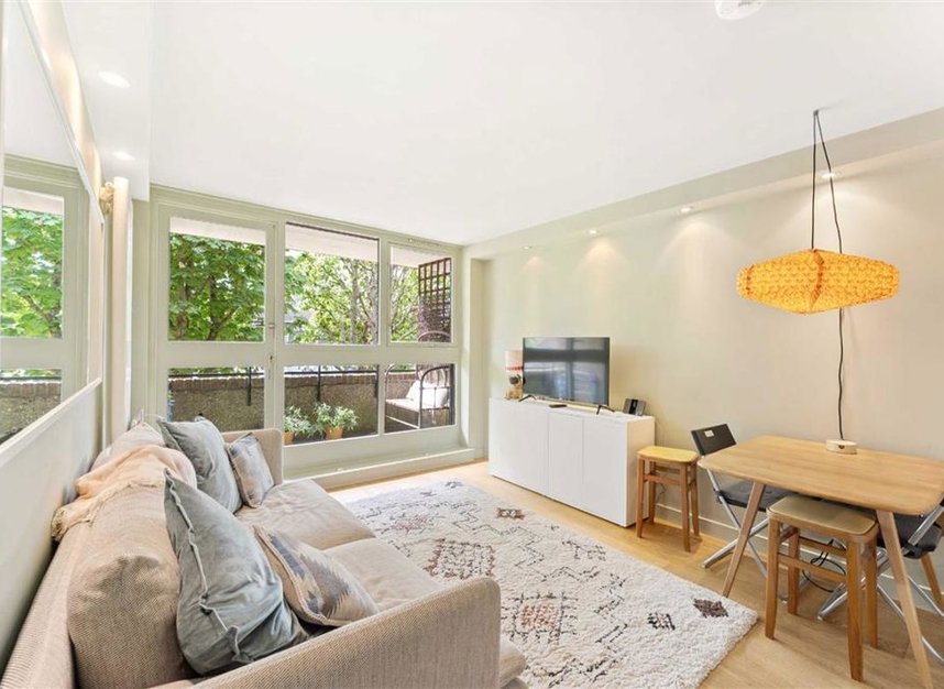 Properties for sale in Thomas More Street - E1W 1UA view8