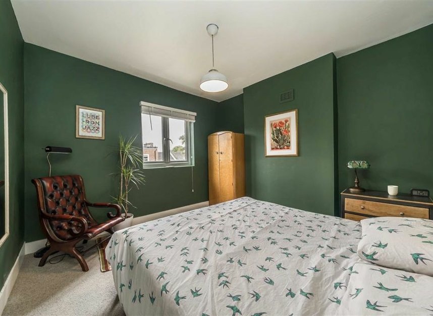 Properties for sale in Thornford Road - SE13 6SG view7