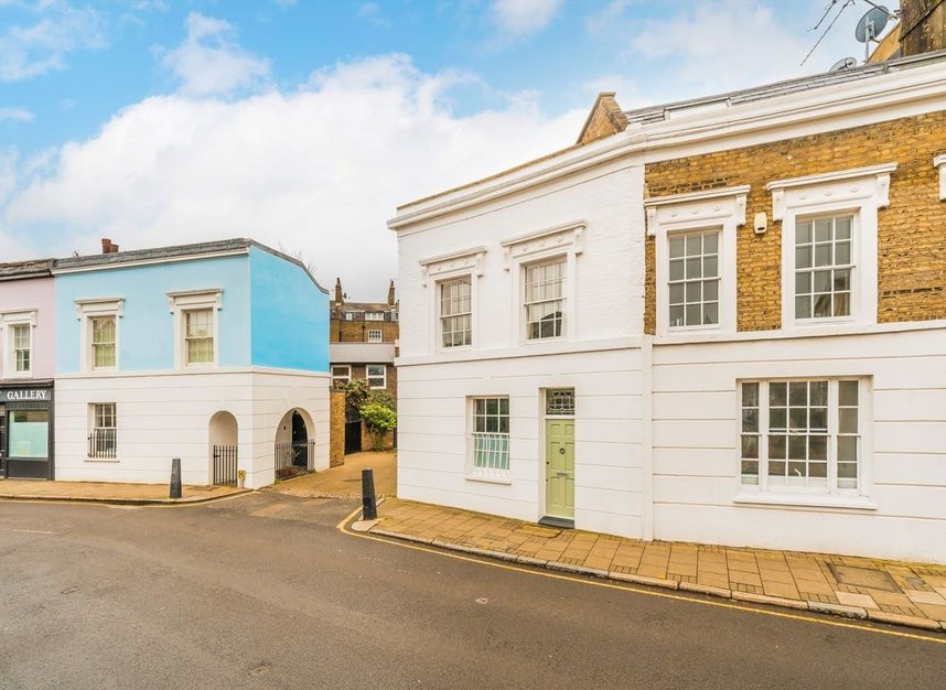 Properties sold in Thornhill Road - N1 1HW view1