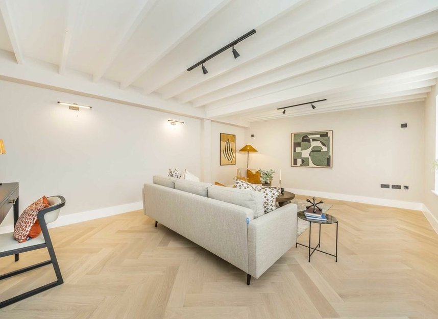 Properties for sale in Thornton Road - SW19 4NQ view7