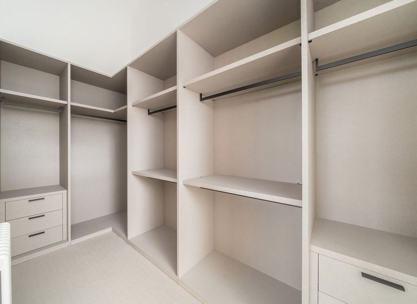 Properties for sale in Thornton Road - SW19 4NQ view15