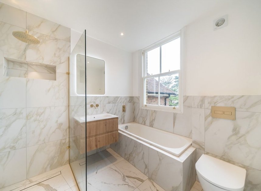 Properties for sale in Thornton Road - SW19 4NQ view16