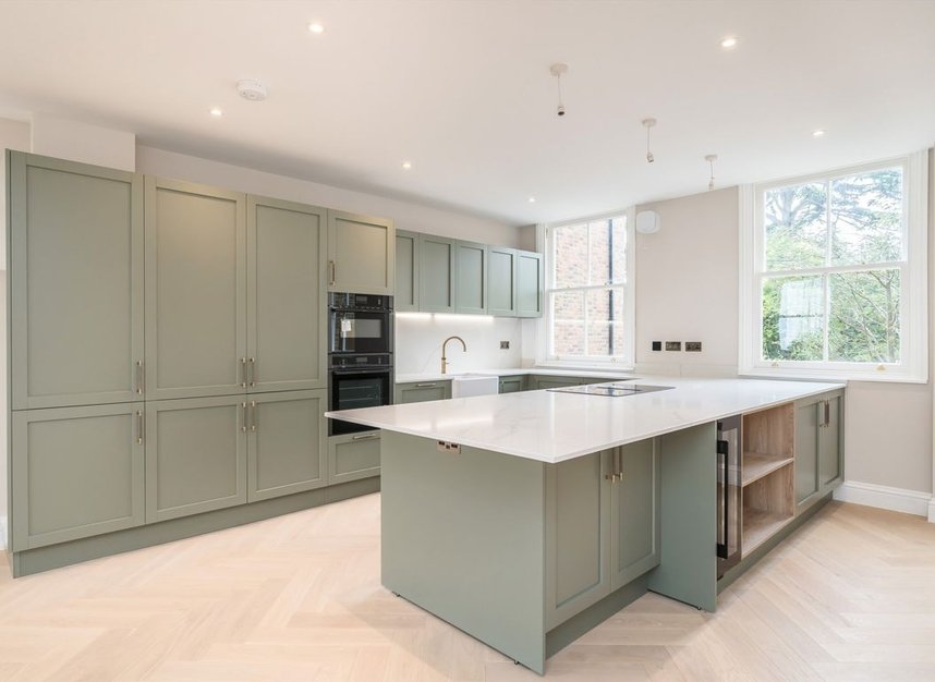 Properties for sale in Thornton Road - SW19 4NQ view5