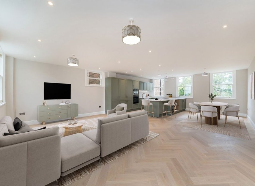Properties for sale in Thornton Road - SW19 4NQ view3