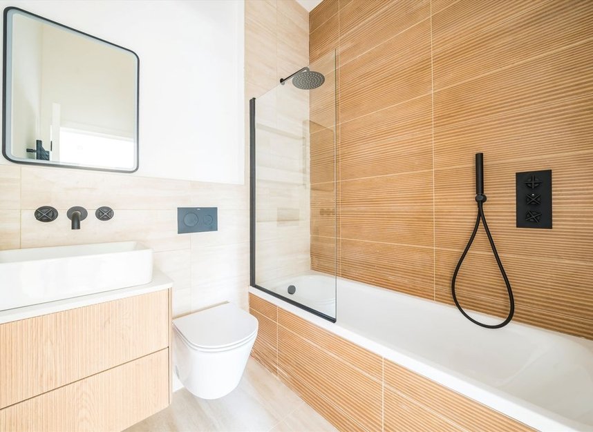 Properties for sale in Thornton Road - SW19 4NQ view10