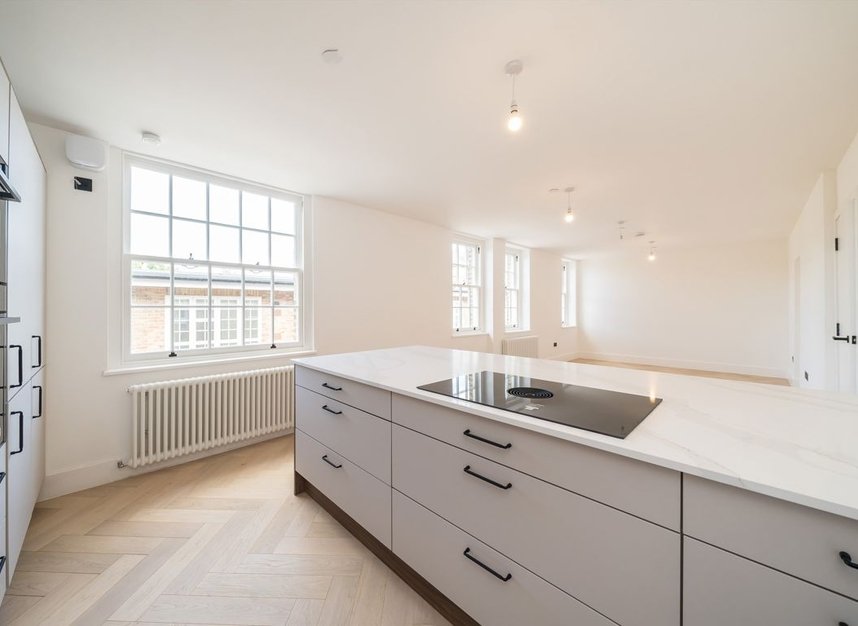 Properties for sale in Thornton Road - SW19 4NQ view4