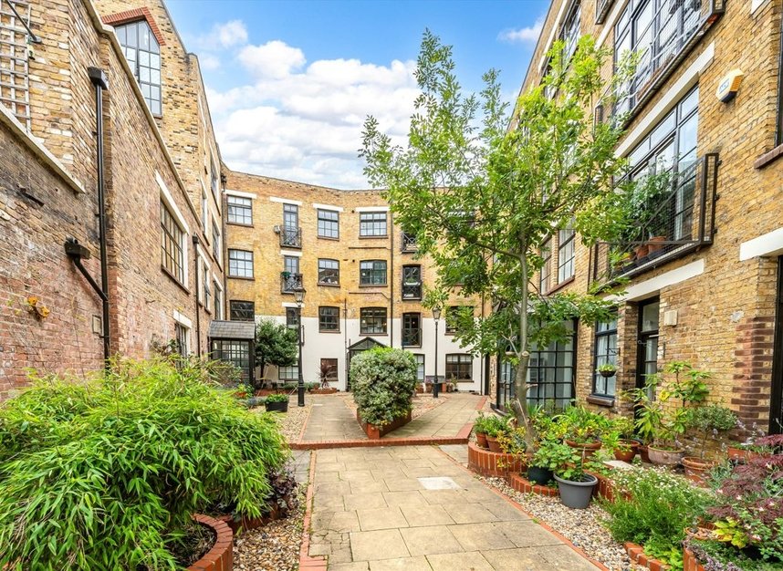 Properties for sale in Time Square - E8 2LT view5