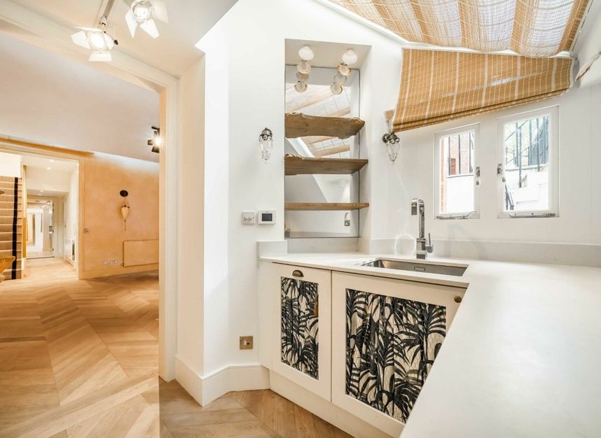 Properties sold in Tite Street - SW3 4JR view9