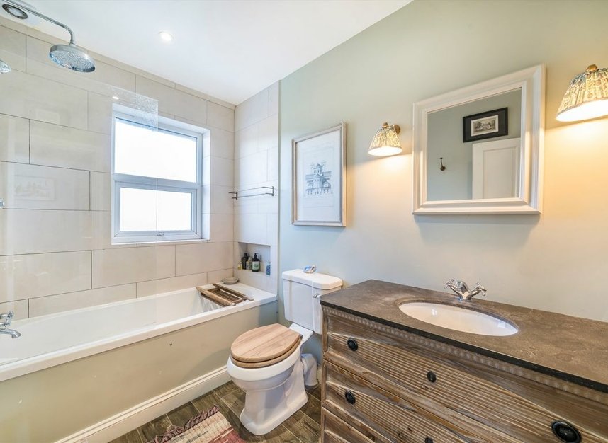 Properties for sale in Topsham Road - SW17 8SP view13