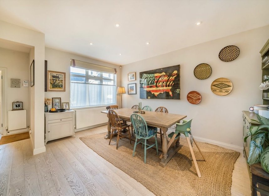 Properties for sale in Topsham Road - SW17 8SP view6