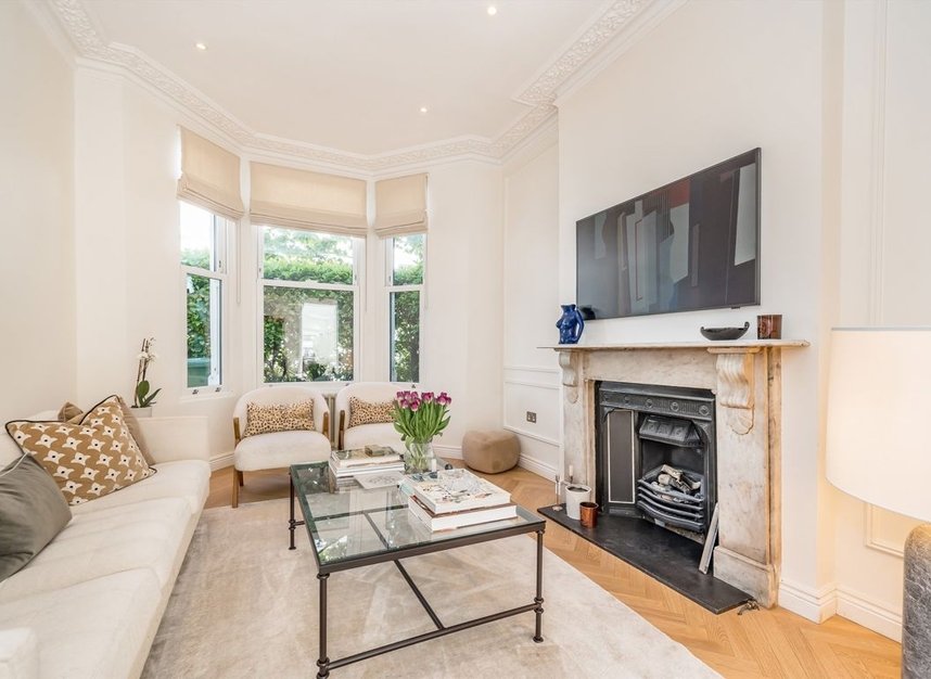 Properties for sale in Tournay Road - SW6 7UG view2
