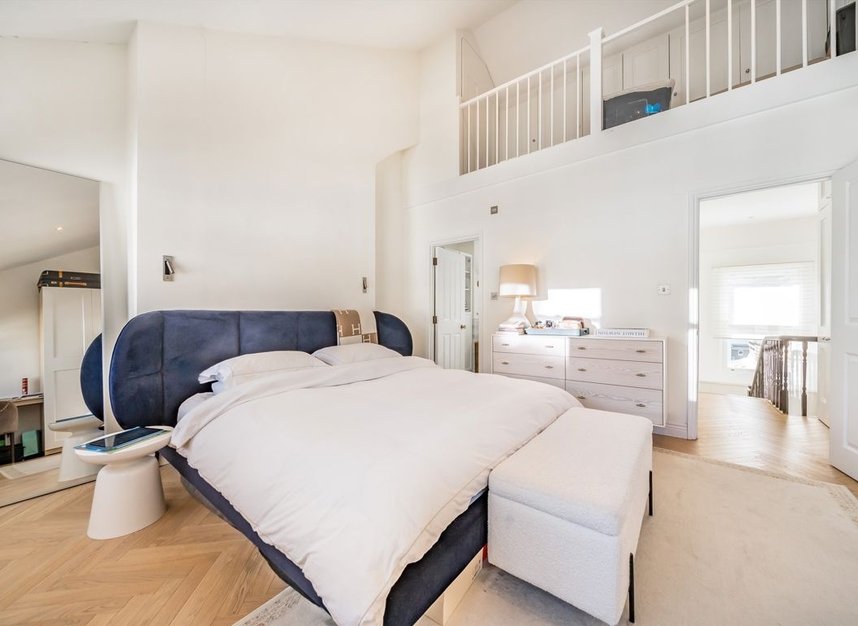 Properties for sale in Tournay Road - SW6 7UG view6