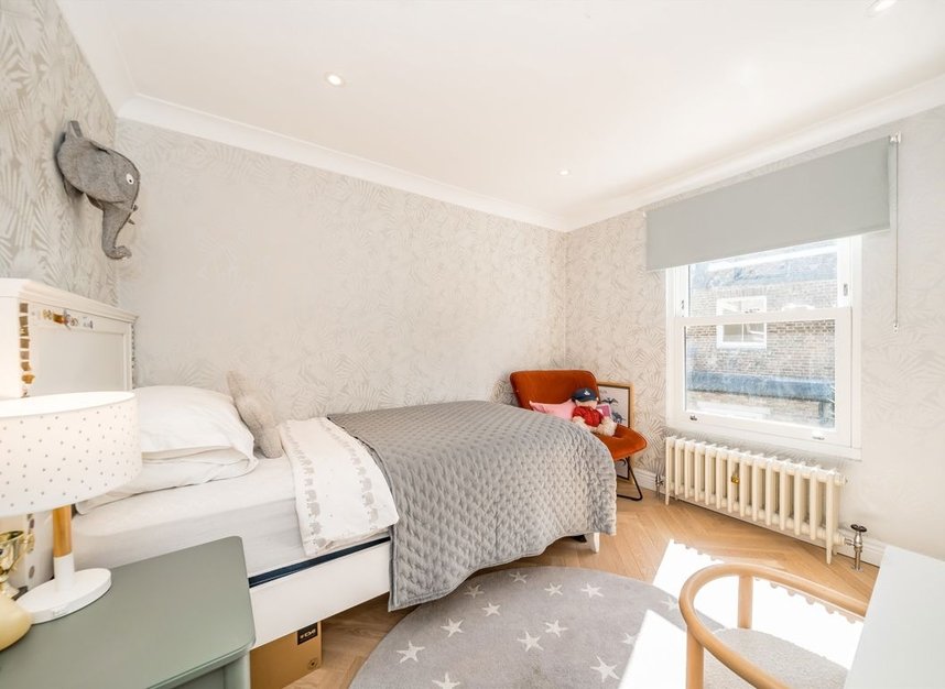 Properties for sale in Tournay Road - SW6 7UG view12