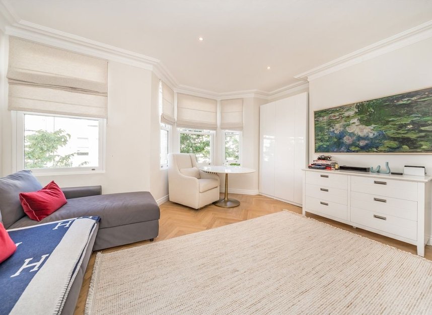 Properties for sale in Tournay Road - SW6 7UG view11