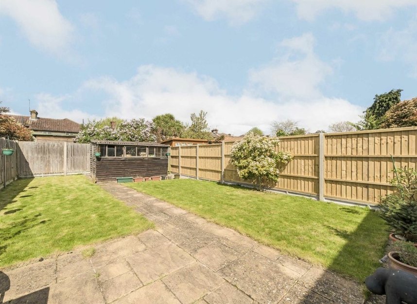 Properties sold in Townholm Crescent - W7 2NA view4