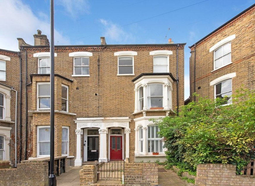 Properties for sale in Tremlett Grove - N19 5LA view1